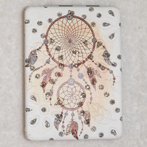Compact Mirror Embellished Dreamcatcher